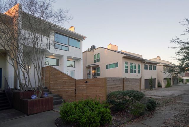 3510 Bellaire Boulevard, Houston, TX 77025