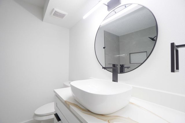 3510 Bellaire Boulevard, Houston, TX 77025