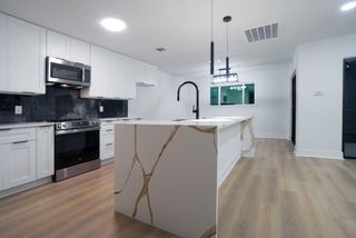 3510 Bellaire Boulevard, Houston, TX 77025