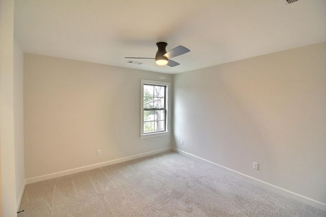 540 VALLEY FORGE LN, Rossville, TN 38066