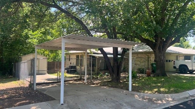 1832 Broadway Street, Denton, TX 76201