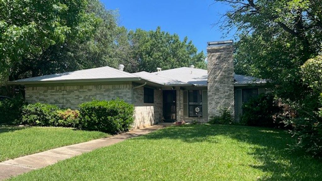1832 Broadway Street, Denton, TX 76201