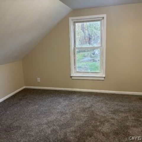 59 Montgomery Street, Parish, NY 13131