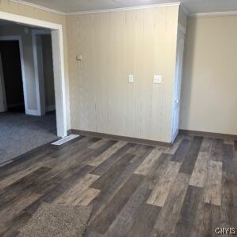 59 Montgomery Street, Parish, NY 13131