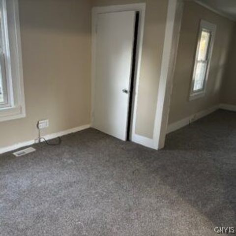 59 Montgomery Street, Parish, NY 13131