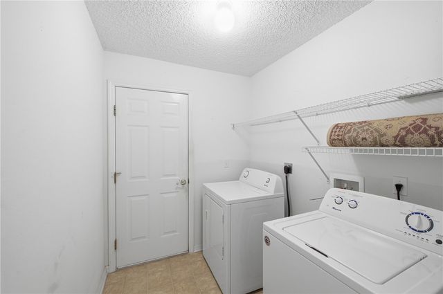 425 Oak Street, Sebastian, FL 32958