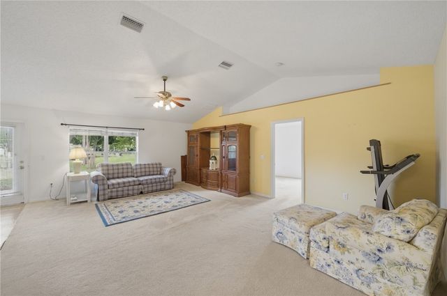 425 Oak Street, Sebastian, FL 32958