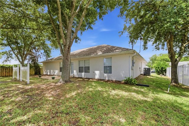 425 Oak Street, Sebastian, FL 32958