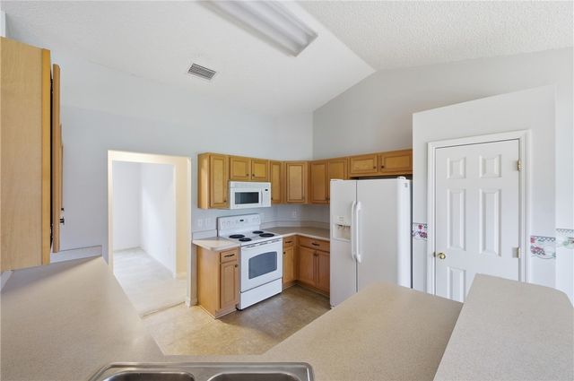 425 Oak Street, Sebastian, FL 32958