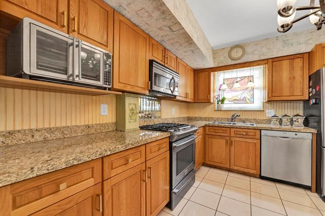 5611 NE 16th Ave, Fort Lauderdale, FL 33334