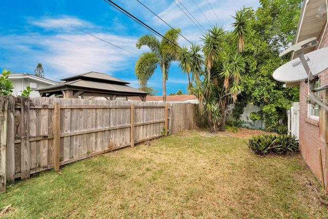 5611 NE 16th Ave, Fort Lauderdale, FL 33334