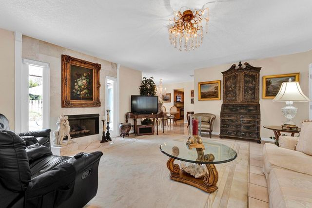 5611 NE 16th Ave, Fort Lauderdale, FL 33334