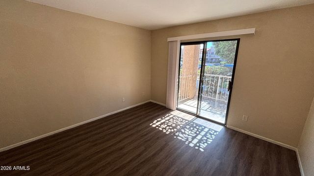 5757 W EUGIE Avenue 1077, Glendale, AZ 85304
