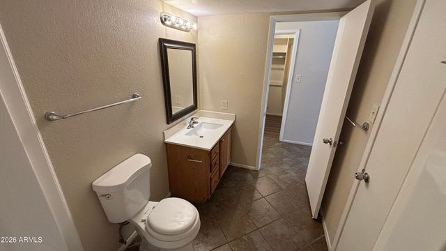 5757 W EUGIE Avenue 1077, Glendale, AZ 85304