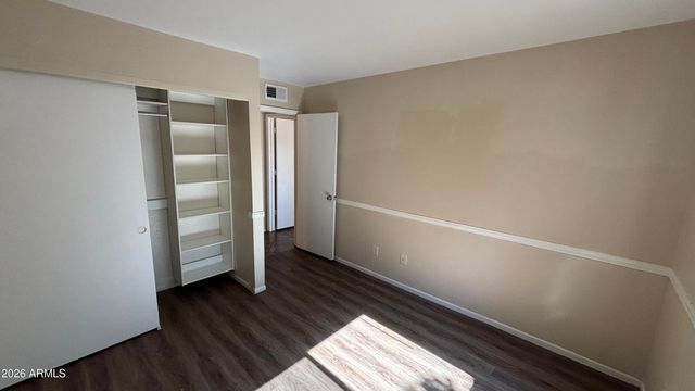 5757 W EUGIE Avenue 1077, Glendale, AZ 85304