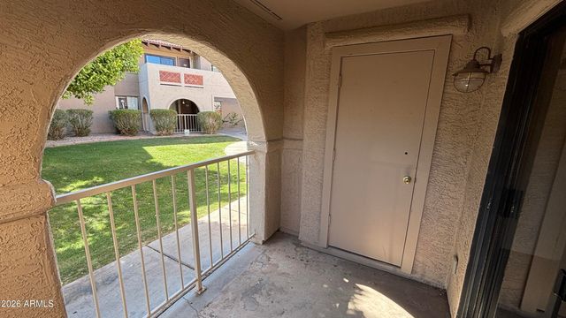 5757 W EUGIE Avenue 1077, Glendale, AZ 85304