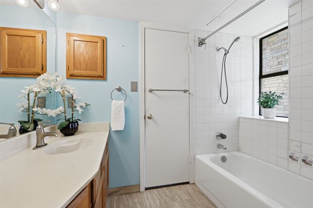 275 Henry M Chandler Drive 3, Rockwall, TX 75032