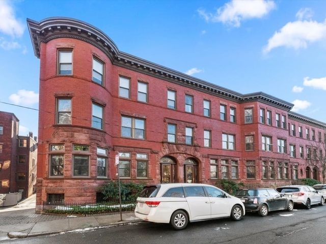 26 Beaufort Road 2, Boston, MA 02130