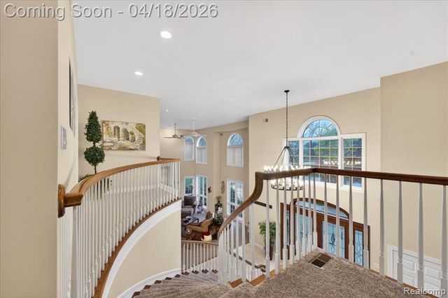 8657 Marquette Drive, Grosse Ile, MI 48138