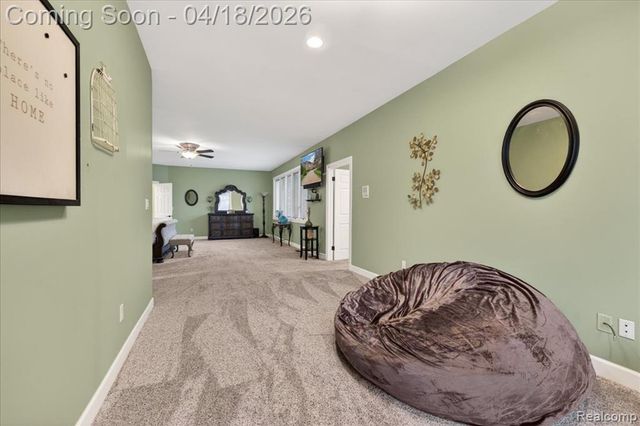 8657 Marquette Drive, Grosse Ile, MI 48138