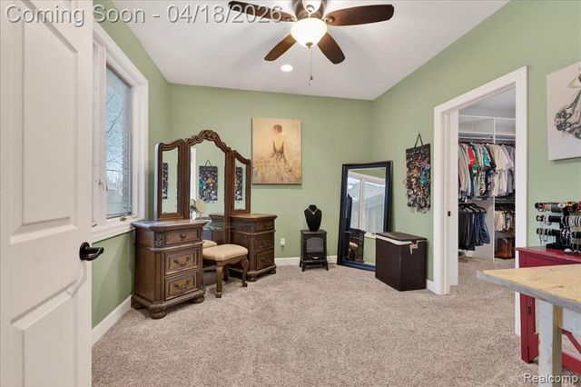 8657 Marquette Drive, Grosse Ile, MI 48138