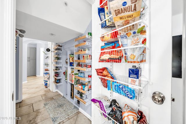 9432 E VOLTAIRE Drive, Scottsdale, AZ 85260