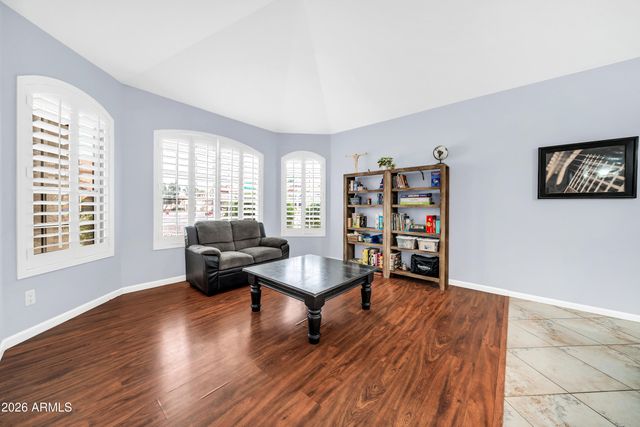 9432 E VOLTAIRE Drive, Scottsdale, AZ 85260