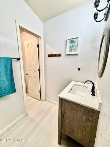 839 SUN CITY PARK CT Court, El Paso, TX 79932