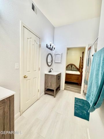 839 SUN CITY PARK CT Court, El Paso, TX 79932