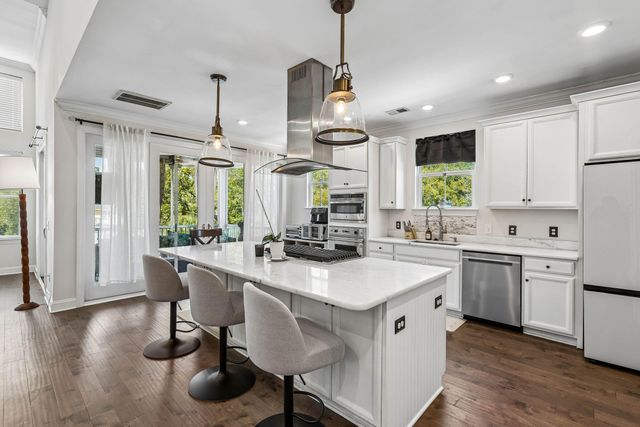 1541 Periwinkle Drive, Mount Pleasant, SC 29466