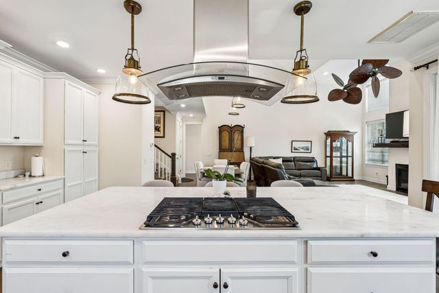 1541 Periwinkle Drive, Mount Pleasant, SC 29466