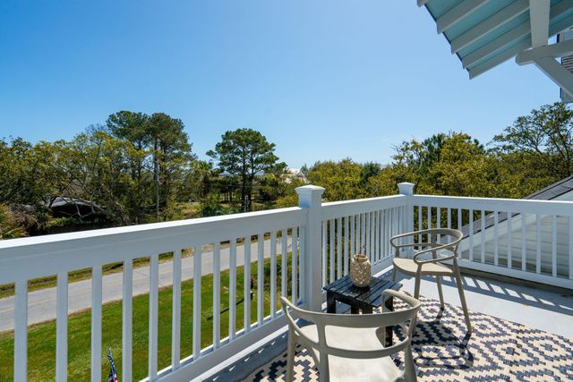 1541 Periwinkle Drive, Mount Pleasant, SC 29466