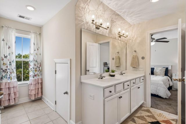 1541 Periwinkle Drive, Mount Pleasant, SC 29466