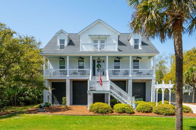 1541 Periwinkle Drive, Mount Pleasant, SC 29466