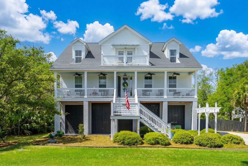 1541 Periwinkle Drive, Mount Pleasant, SC 29466