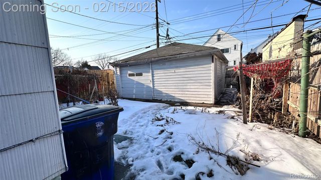 2393 Botsford Street, Hamtramck, MI 48212