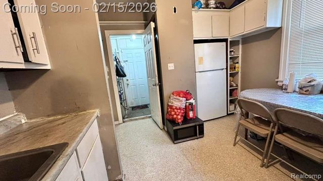 2393 Botsford Street, Hamtramck, MI 48212