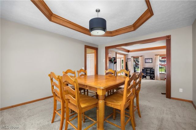224 Sleepy Hollow Drive, Amherst, OH 44001