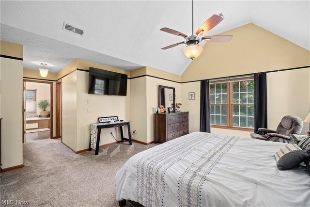 224 Sleepy Hollow Drive, Amherst, OH 44001