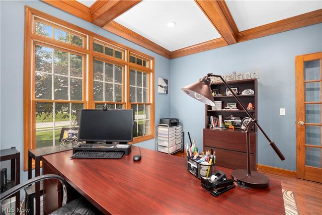 224 Sleepy Hollow Drive, Amherst, OH 44001