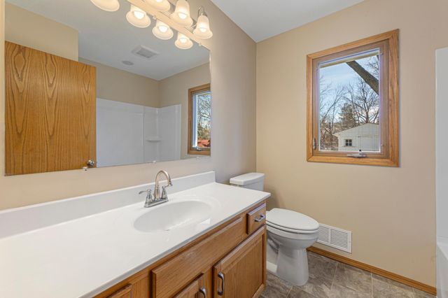 2042 Bluestone Lane, Eagan, MN 55122