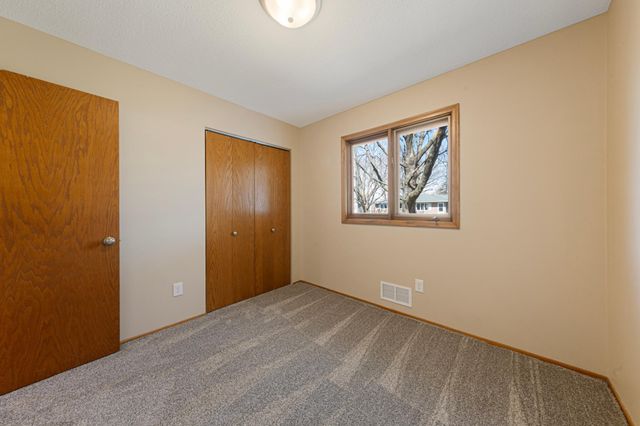 2042 Bluestone Lane, Eagan, MN 55122