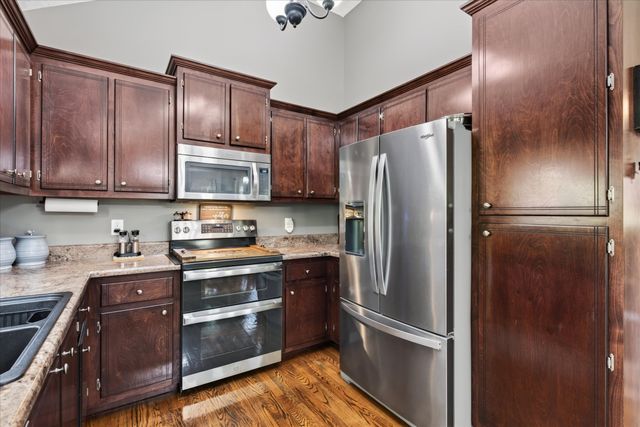 1194 Old Mack Rd, Clarksville, TN 37040