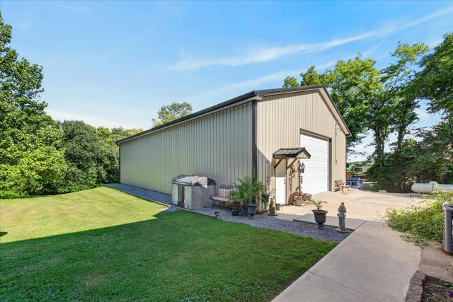 1194 Old Mack Rd, Clarksville, TN 37040