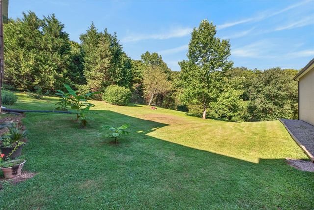 1194 Old Mack Rd, Clarksville, TN 37040