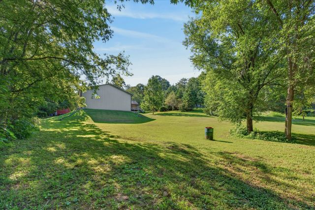 1194 Old Mack Rd, Clarksville, TN 37040