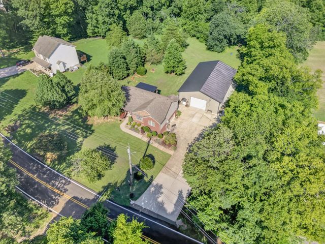 1194 Old Mack Rd, Clarksville, TN 37040