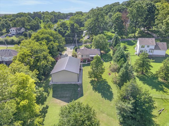 1194 Old Mack Rd, Clarksville, TN 37040
