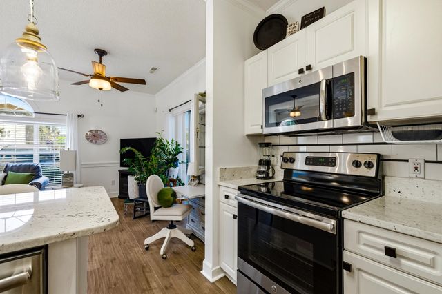 4753 Wild Iris Dr Apt 105, Myrtle Beach, SC 29577