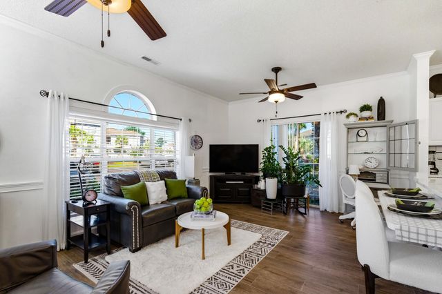 4753 Wild Iris Dr Apt 105, Myrtle Beach, SC 29577